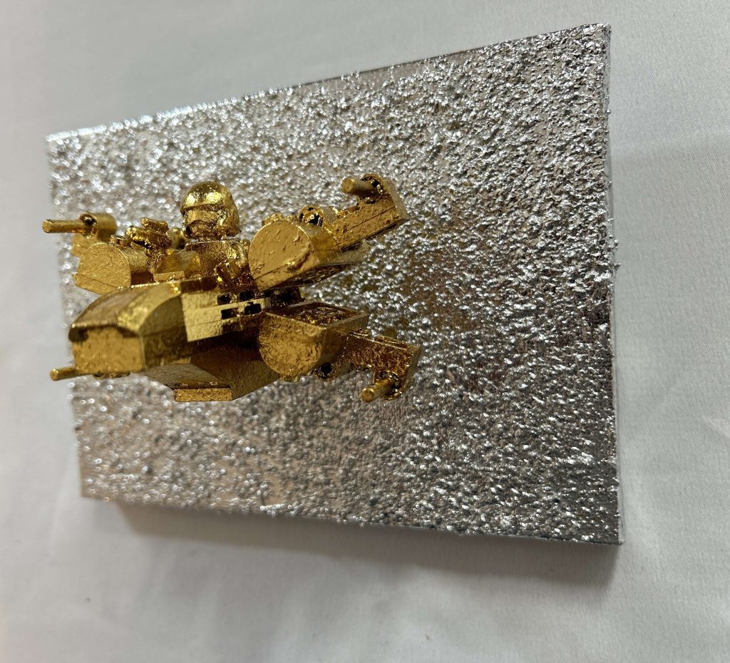 smiles spark light fighter gold main